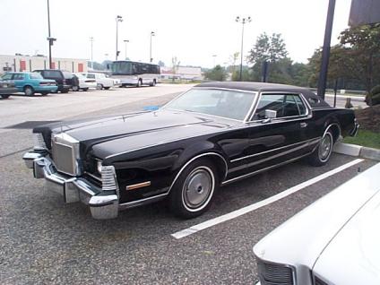 Lincoln Continental Mark IV