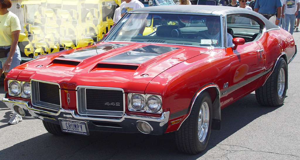 Oldsmobile 442