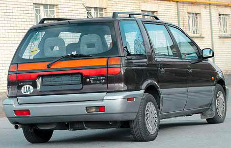 Mitsubishi Space Wagon