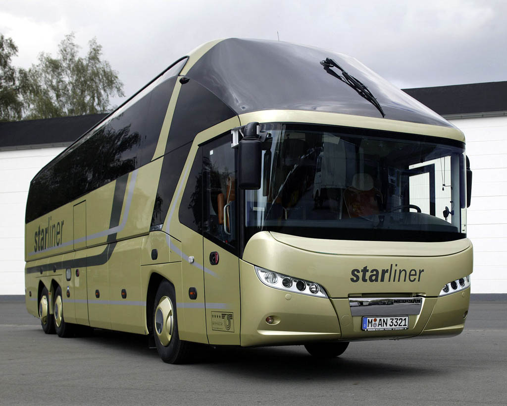 Neoplan Starliner